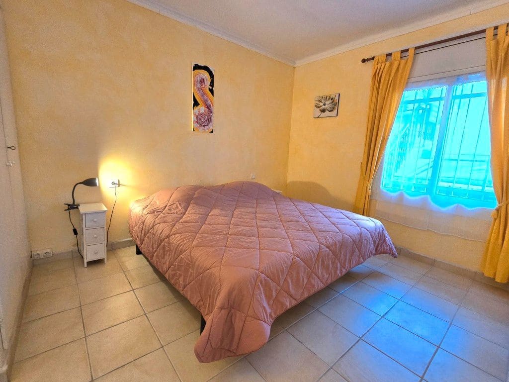 2 Zimmer Strandapartment zu verkaufen in Roses mit Garage - 275.000 € (Ref: 9424128)