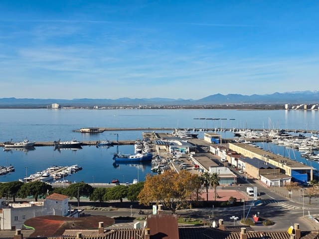 2 camera da letto Appartamento sulla Spiaggia in vendita in Roses con garage - 275.000 € (Rif: 9424128)