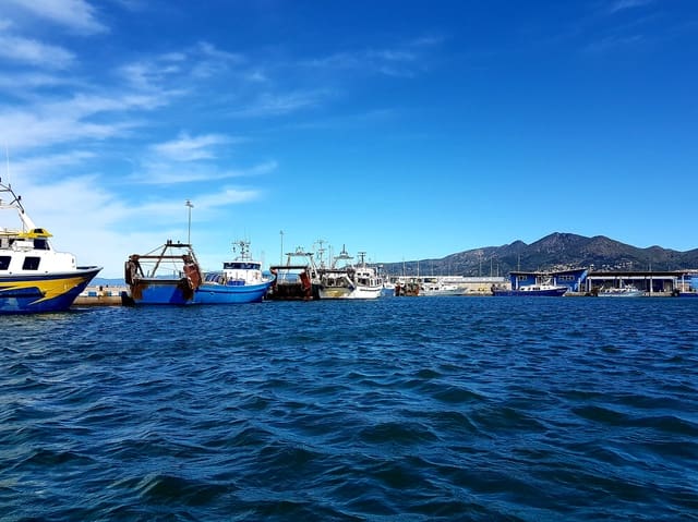 2 makuuhuone Ranta-asunto myytävänä paikassa Roses mukana 
autotalli - 275 000 € (Ref: 9424128)