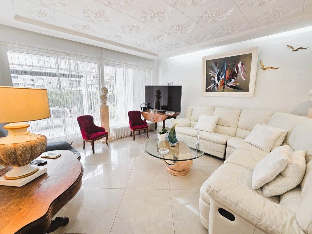 3 soveværelse Strandlejlighed til salg i Roses - € 360.000 (Ref: 9473293)