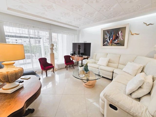 3 soveværelse Strandlejlighed til salg i Santa Margarida, Roses - € 360.000 (Ref: 9473293)