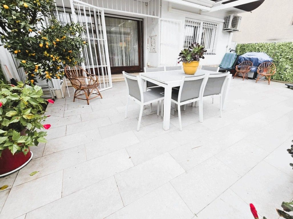 3 soveværelse Strandlejlighed til salg i Roses - € 360.000 (Ref: 9473293)