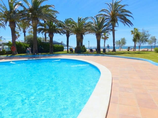 Apartamento de 2 habitaciones en Santa Margarida, Roses en venta con piscina - 180.000 € (Ref: 9480598)