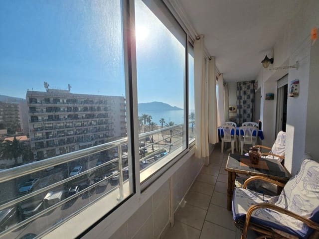 Apartamento de 2 habitaciones en Santa Margarida, Roses en venta con piscina - 180.000 € (Ref: 9480598)