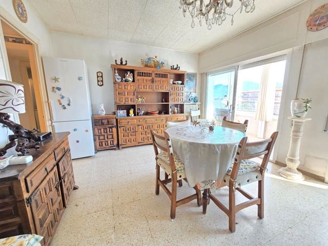 Apartamento de 2 habitaciones en Santa Margarida, Roses en venta con piscina - 180.000 € (Ref: 9480598)