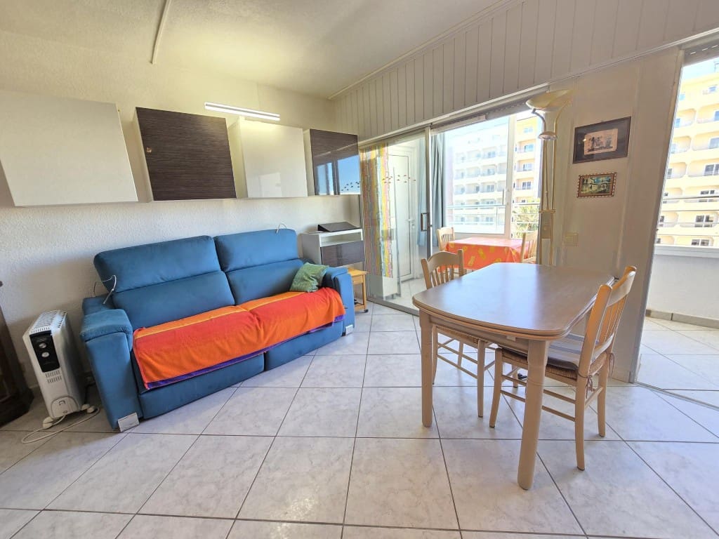 Apartment for sale in Roses with pool - € 149,000 (Ref: 9534603)