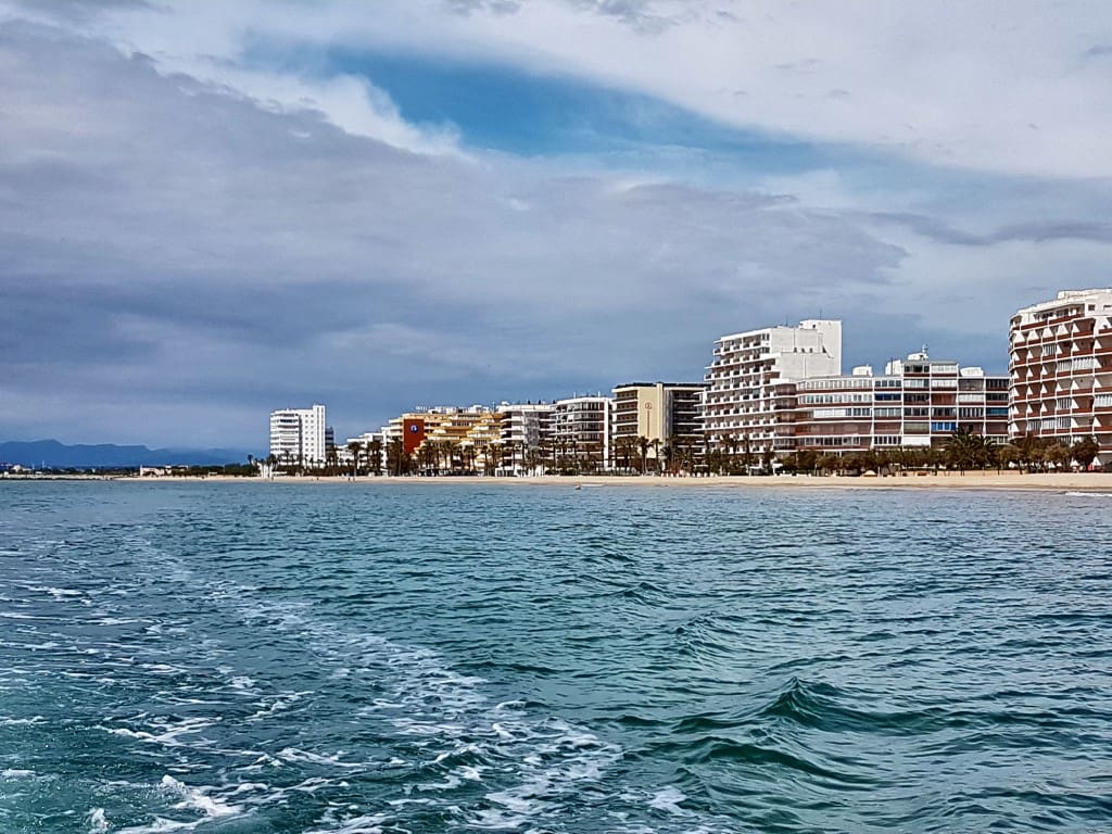 Apartament przy plaży na sprzedaż w Roses z basenem - 149 000 € (Ref: 9534603)