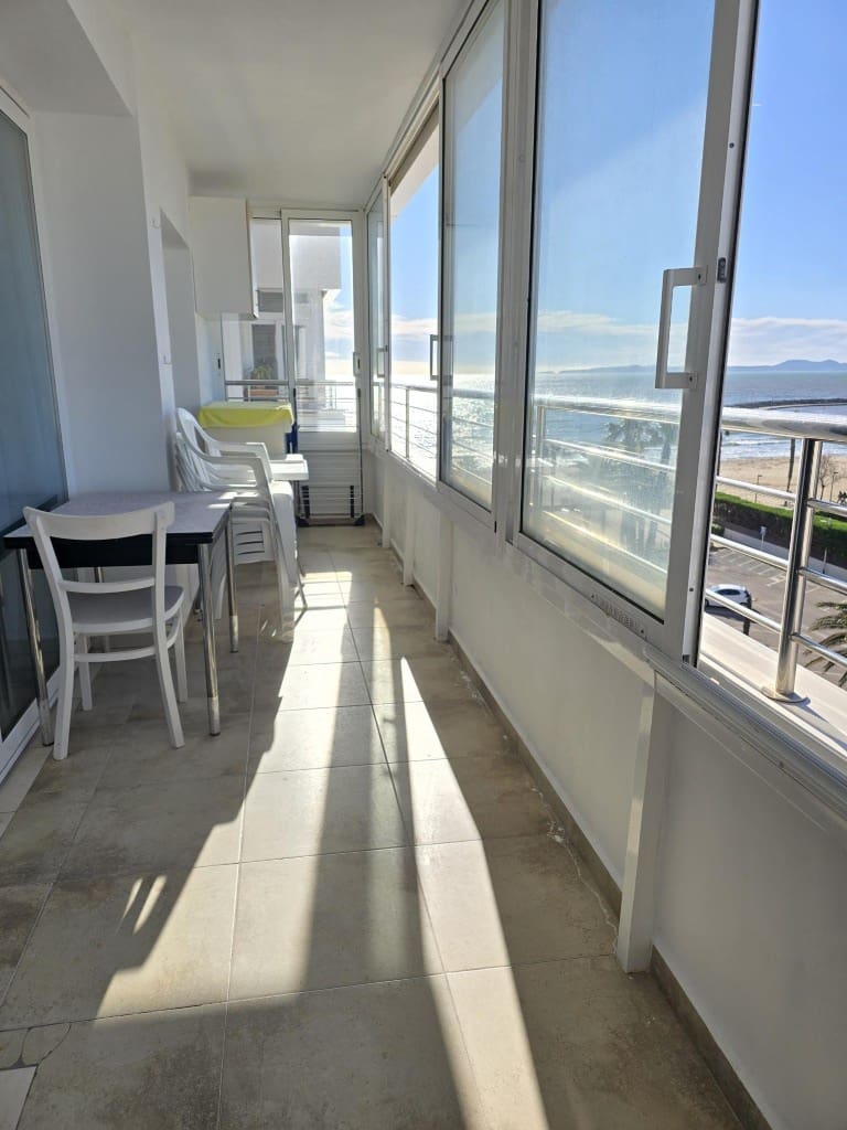 1 chambre Appartement de Plage à vendre à Roses avec piscine - 189 000 € (Ref: 9536291)