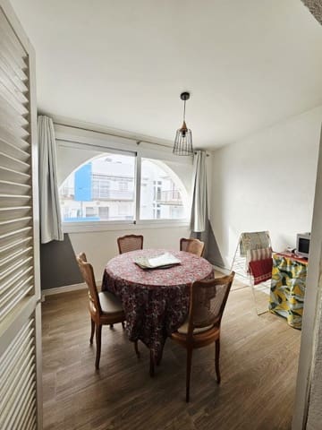 1 soveværelse Lejlighed til salg i Roses med garage - € 123.000 (Ref: 9622782)