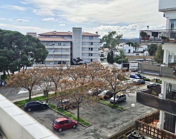 1 soveværelse Lejlighed til salg i Roses med garage - € 123.000 (Ref: 9622782)