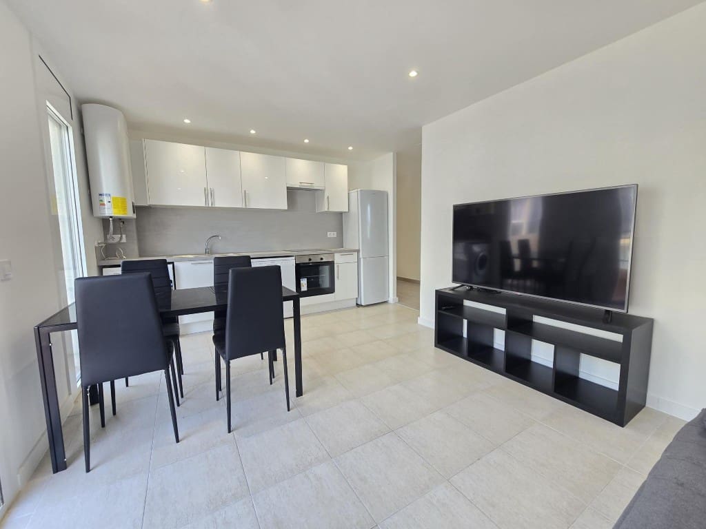 3 Zimmer Strandapartment zu verkaufen in Roses mit Garage - 238.500 € (Ref: 9659715)