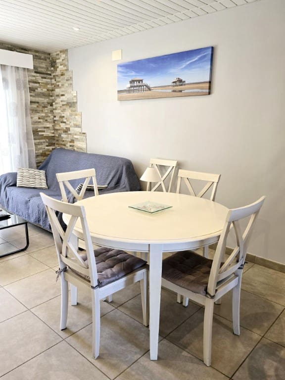 3 soverom Hus til salgs i Roses med garasje - € 295 000 (Ref: 9713387)