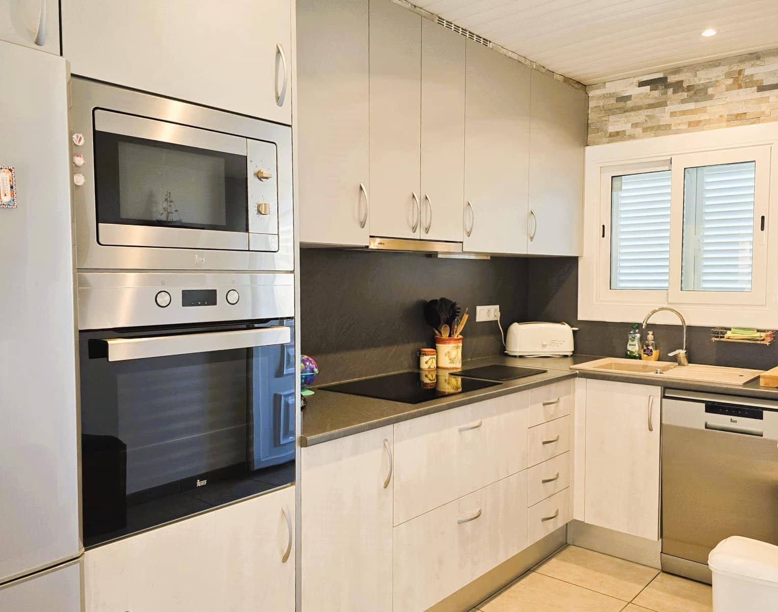 3 soverom Hus til salgs i Roses med garasje - € 295 000 (Ref: 9713387)