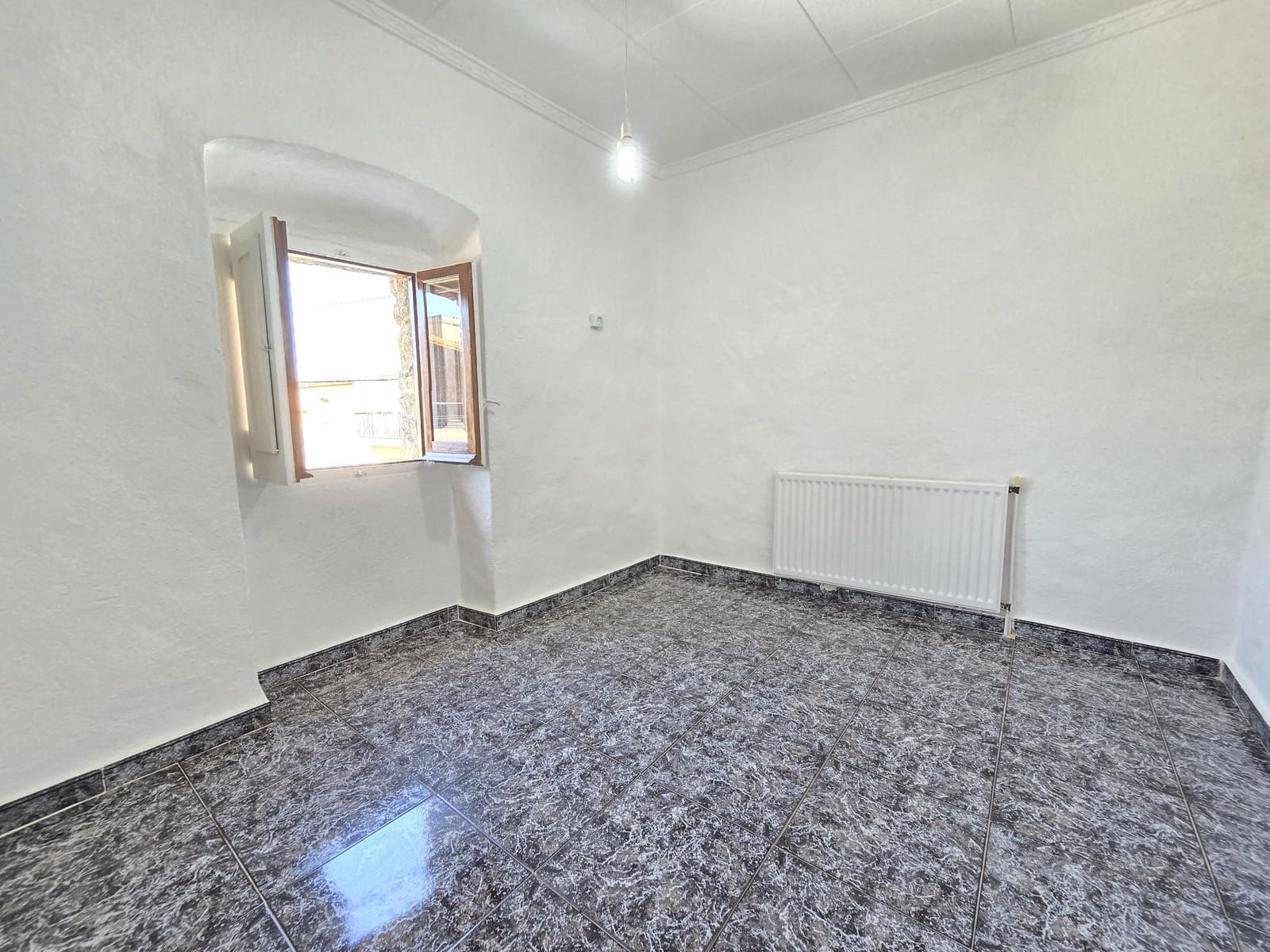 4 soverom Hus til salgs i Palau-saverdera med garasje - € 229 000 (Ref: 9759380)