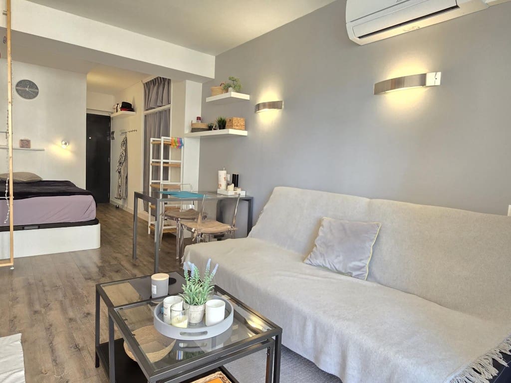 Apartament na sprzedaż w Roses z basenem - 110 000 € (Ref: 9761467)