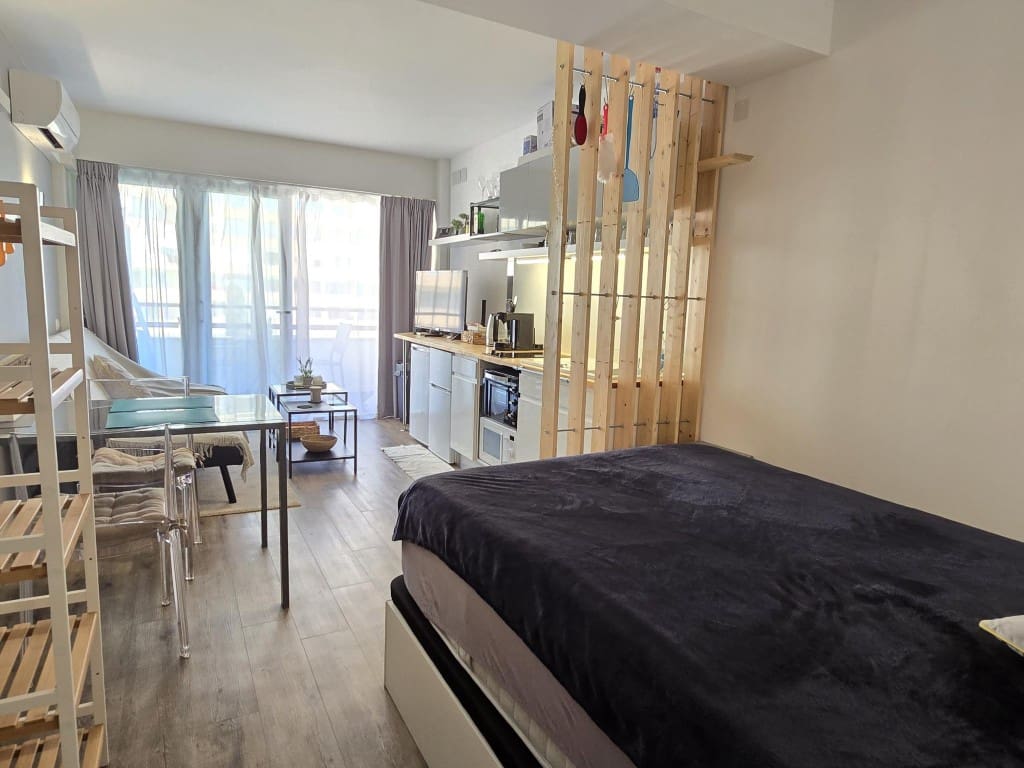 Apartament na sprzedaż w Roses z basenem - 110 000 € (Ref: 9761467)