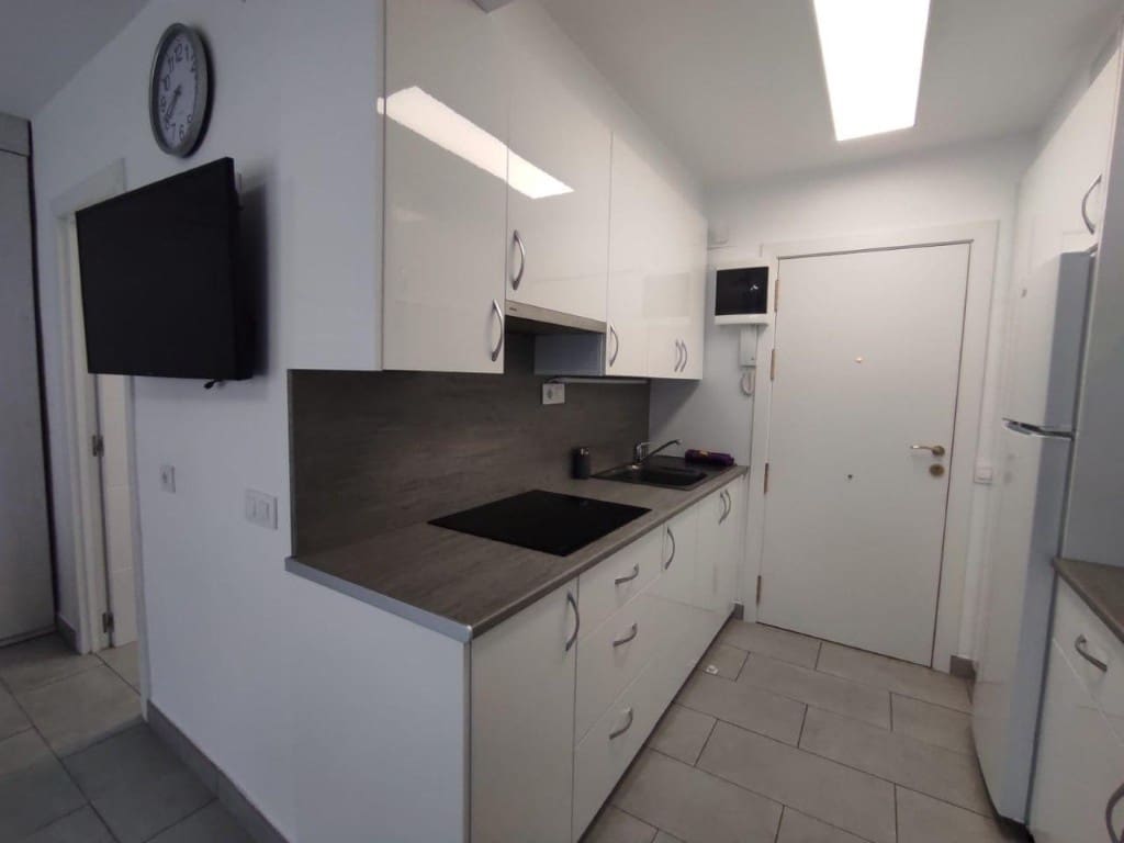 Strandleiligheter til salgs i Roses med svømmebasseng - € 170 000 (Ref: 9797682)