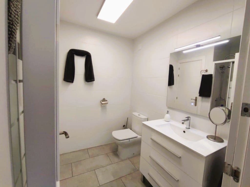 Strandleiligheter til salgs i Roses med svømmebasseng - € 170 000 (Ref: 9797682)