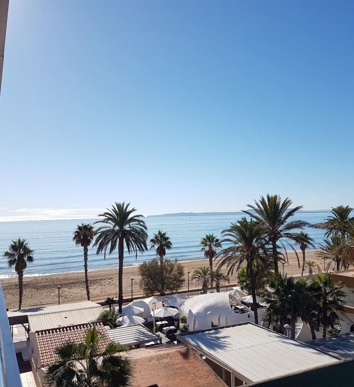 Strandleiligheter til salgs i Roses med svømmebasseng - € 170 000 (Ref: 9797682)