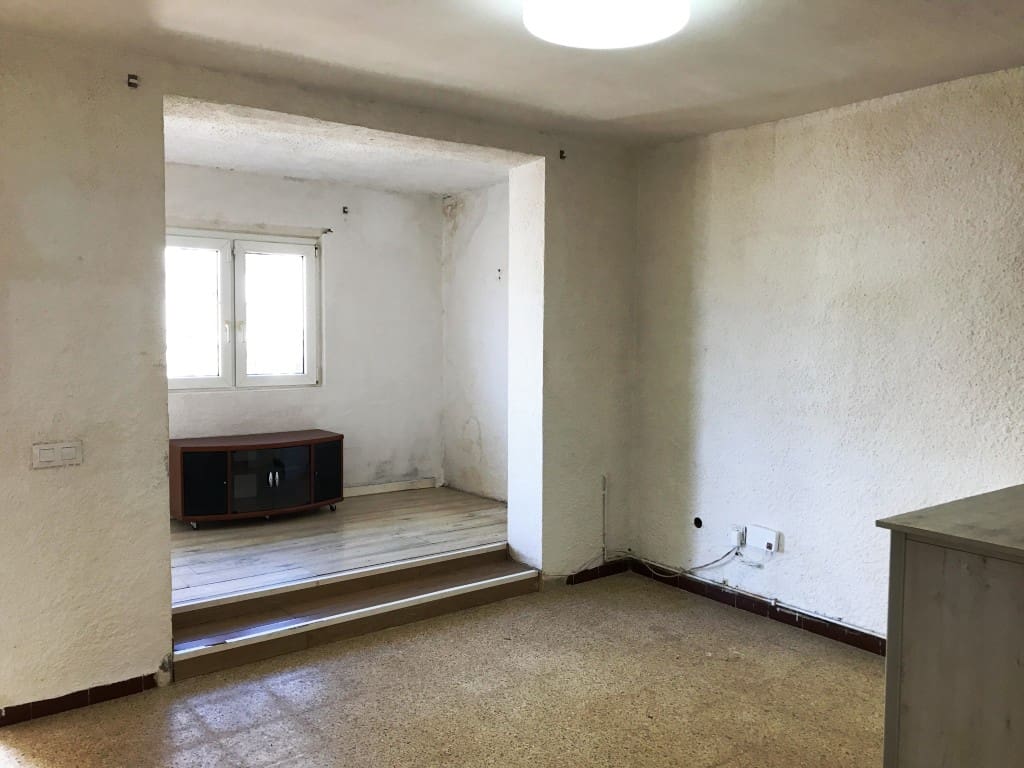 2 bedroom Townhouse for sale in Castello d'Empuries with pool - € 195,000 (Ref: 9816219)