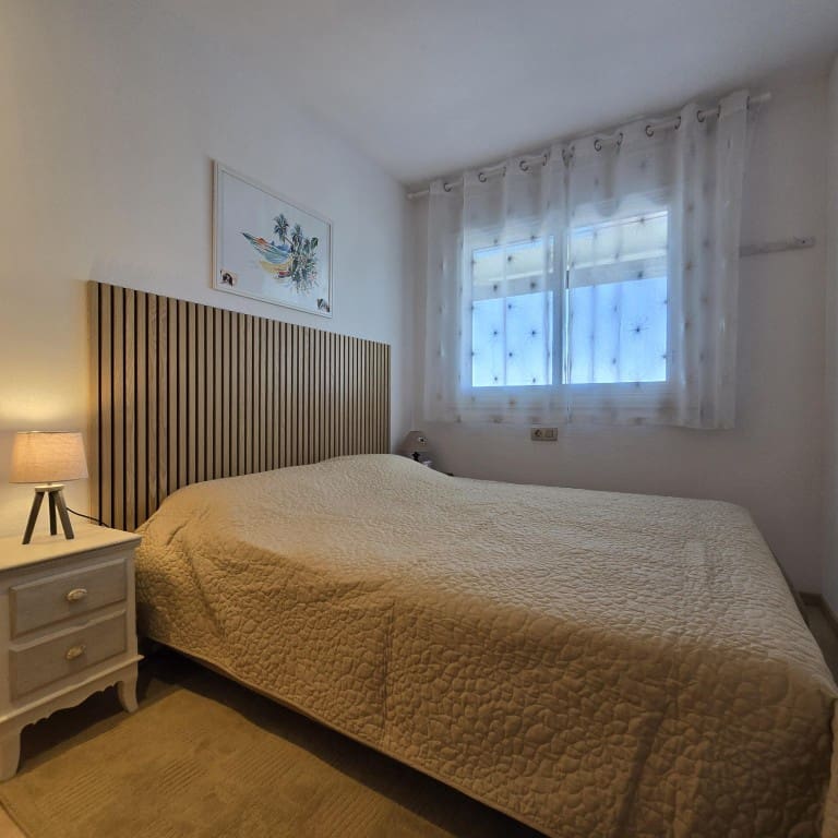 2 bedroom Apartment for sale in Roses with pool - € 279,000 (Ref: 9862423)