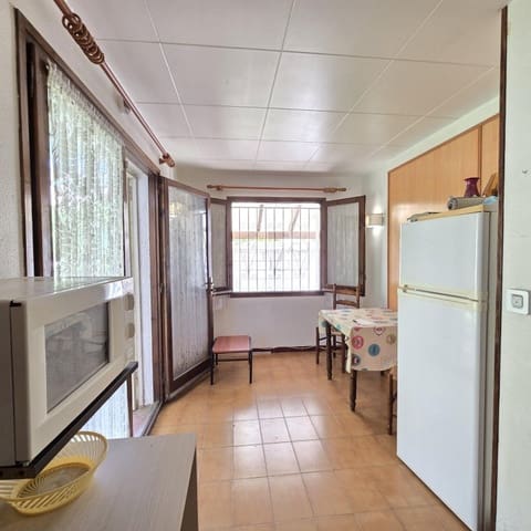 2 slaapkamer Huis te koop in Santa Margarida, Roses met zwembad - € 140.000 (Ref: 9890906)