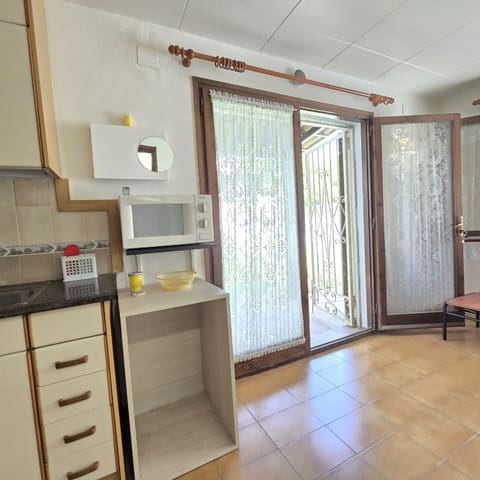 2 slaapkamer Huis te koop in Santa Margarida, Roses met zwembad - € 140.000 (Ref: 9890906)