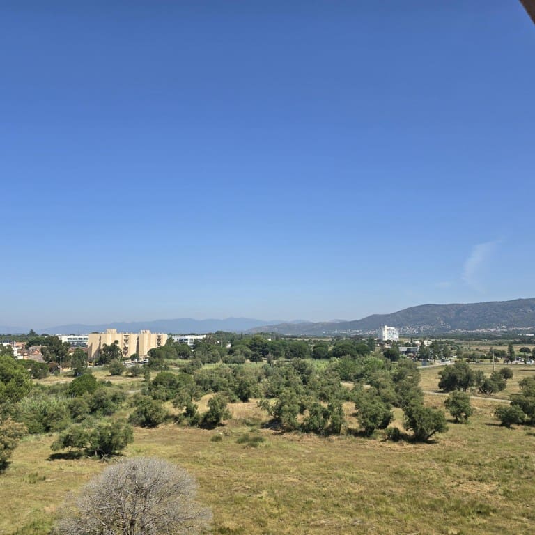 1 bedroom Beach Apartment for sale in Roses with garage - € 125,000 (Ref: 9929749)