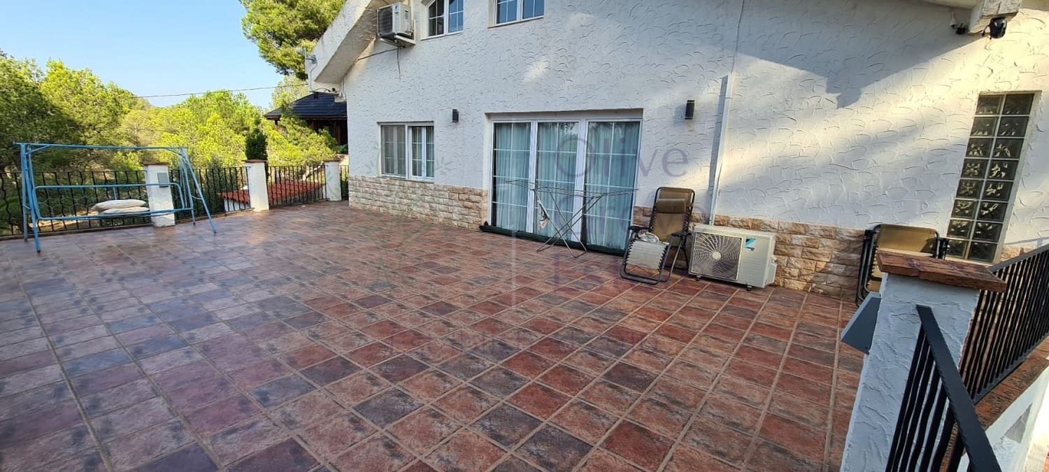 6 bedroom Finca/Country House for sale in Sax with pool - € 539,950 (Ref: 10009991)