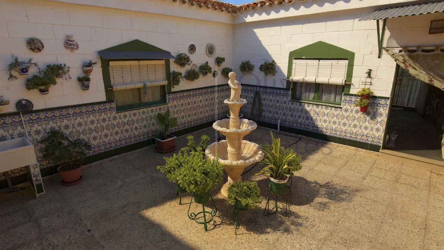 7 bedroom Finca/Country House for sale in Caudete with pool garage - € 359,995 (Ref: 10031246)
