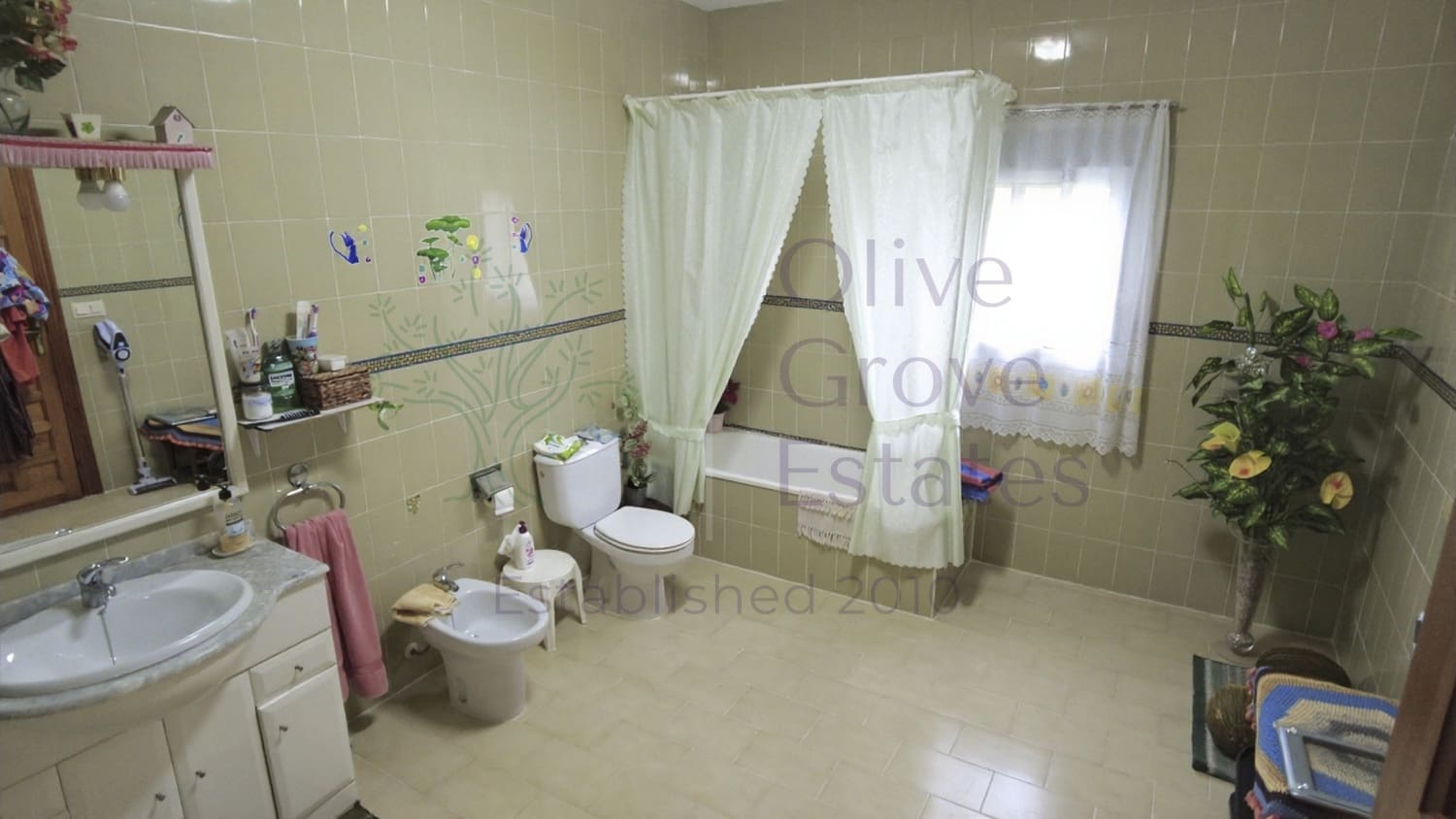 7 bedroom Finca/Country House for sale in Caudete with pool garage - € 359,995 (Ref: 10031246)