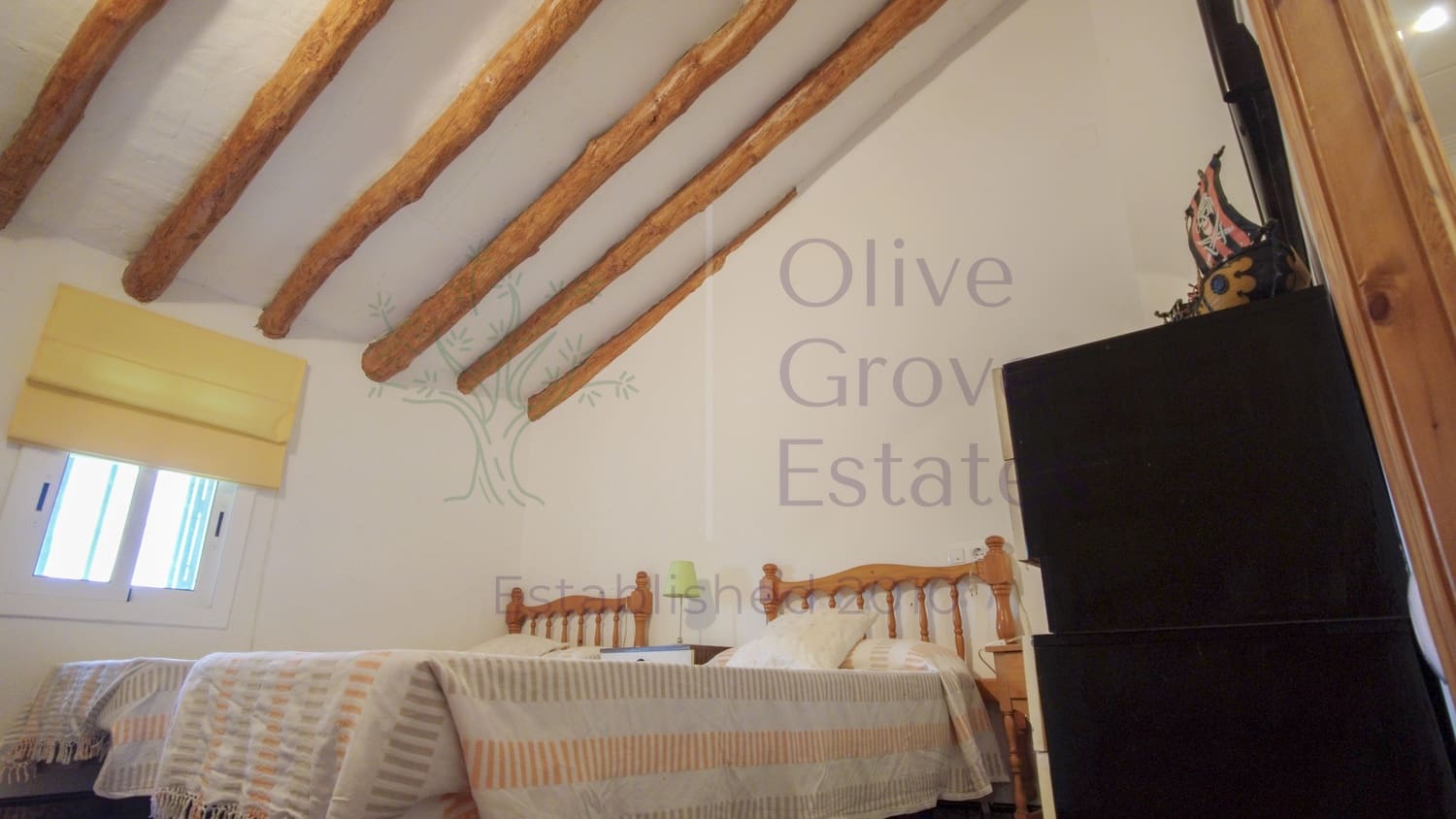 7 bedroom Finca/Country House for sale in Caudete with pool garage - € 359,995 (Ref: 10031246)