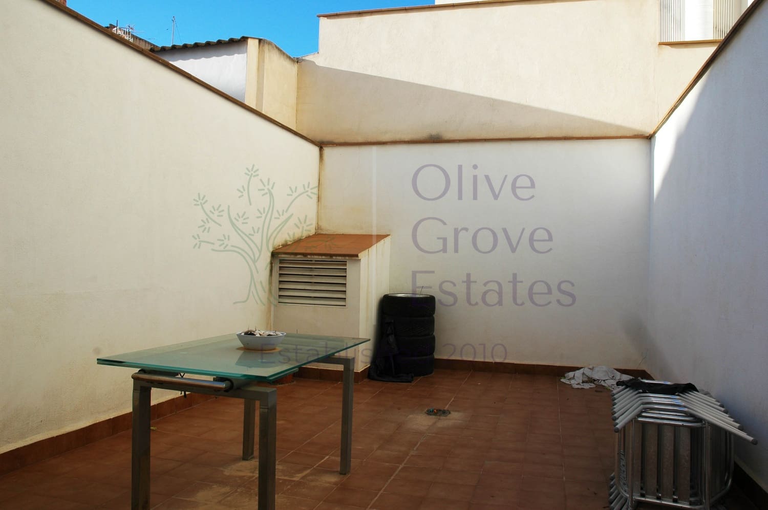 Piso de 3 habitaciones en Caudete en venta con garaje - 97.000 € (Ref: 10179606)