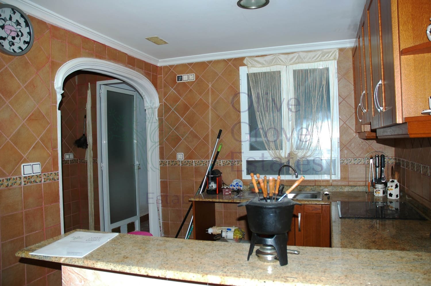 Piso de 3 habitaciones en Caudete en venta con garaje - 97.000 € (Ref: 10179606)