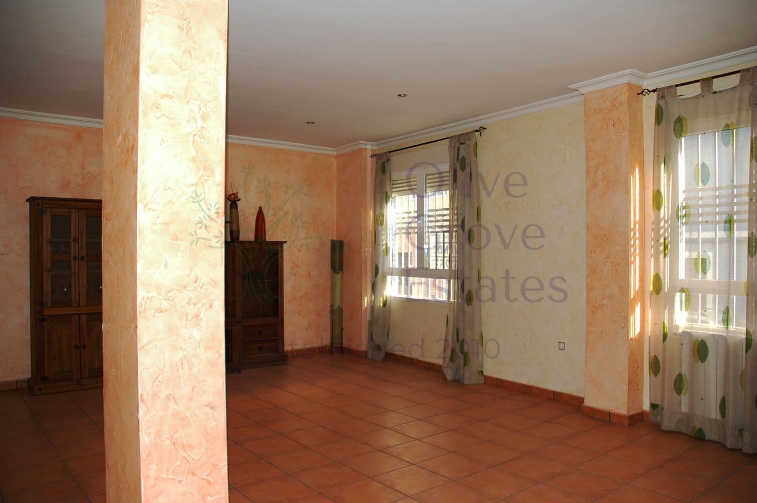 Piso de 3 habitaciones en Caudete en venta con garaje - 97.000 € (Ref: 10179606)