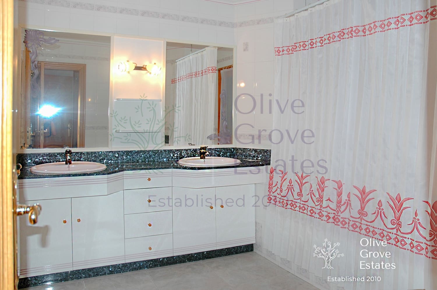 6 soveværelse Villa til salg i Caudete med swimmingpool garage - € 375.000 (Ref: 6769168)