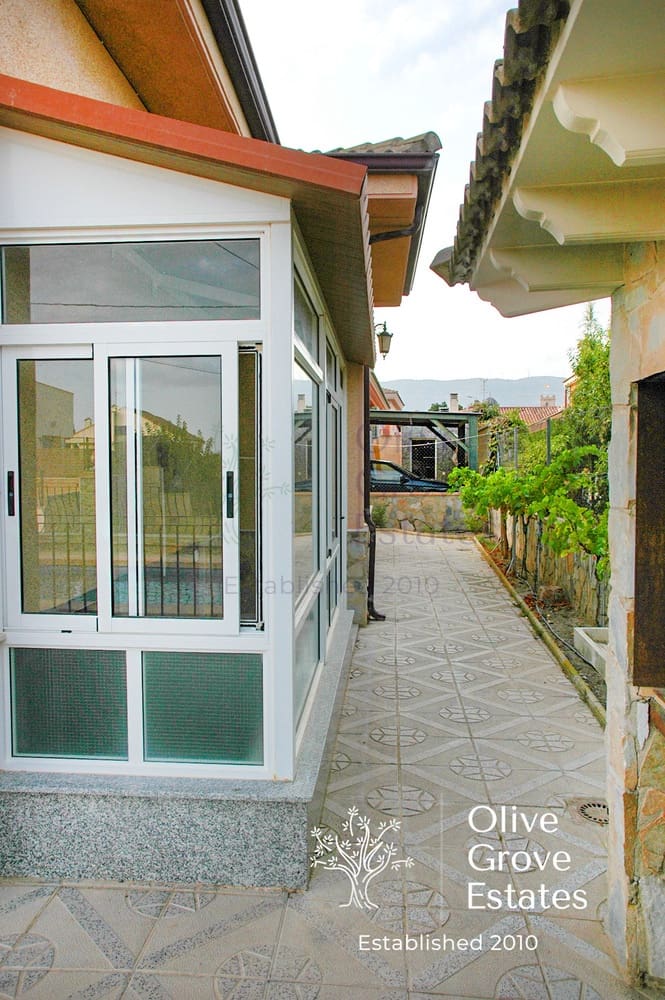 6 soveværelse Villa til salg i Caudete med swimmingpool garage - € 375.000 (Ref: 6769168)