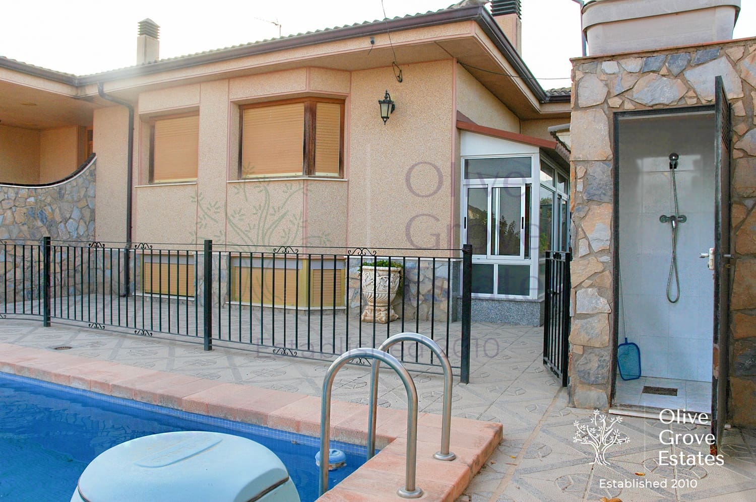 6 soveværelse Villa til salg i Caudete med swimmingpool garage - € 375.000 (Ref: 6769168)