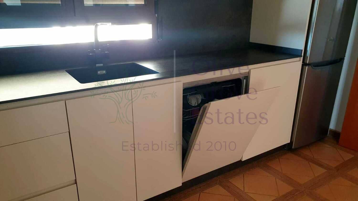 3 bedroom Villa for sale in Caudete with pool garage - € 275,000 (Ref: 6769169)