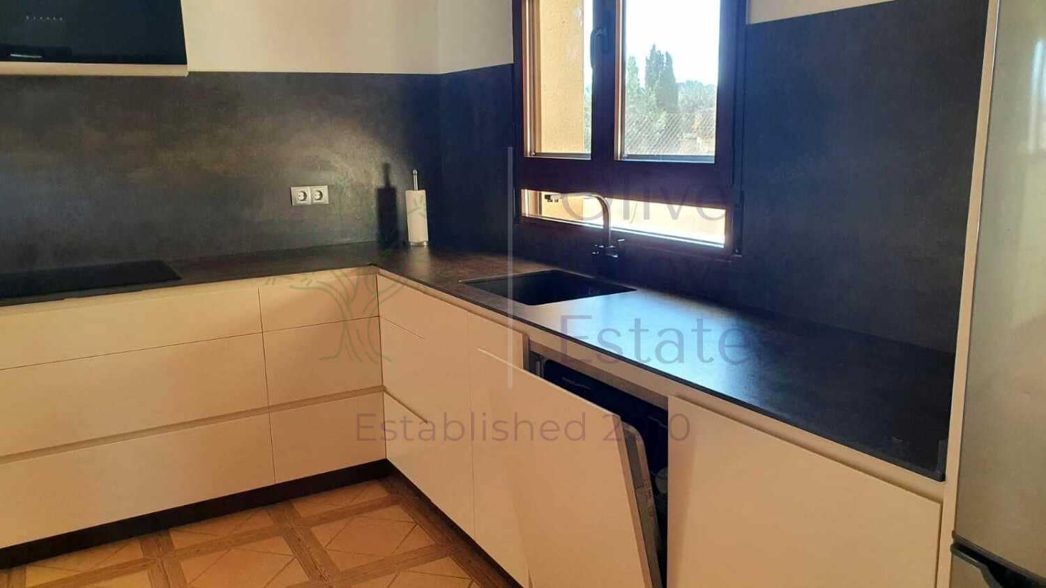 3 bedroom Villa for sale in Caudete with pool garage - € 275,000 (Ref: 6769169)