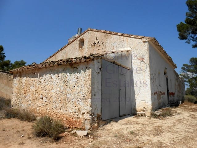 3 slaapkamer Finca/Landhuis te koop in Caudete met garage - € 159.995 (Ref: 6769175)