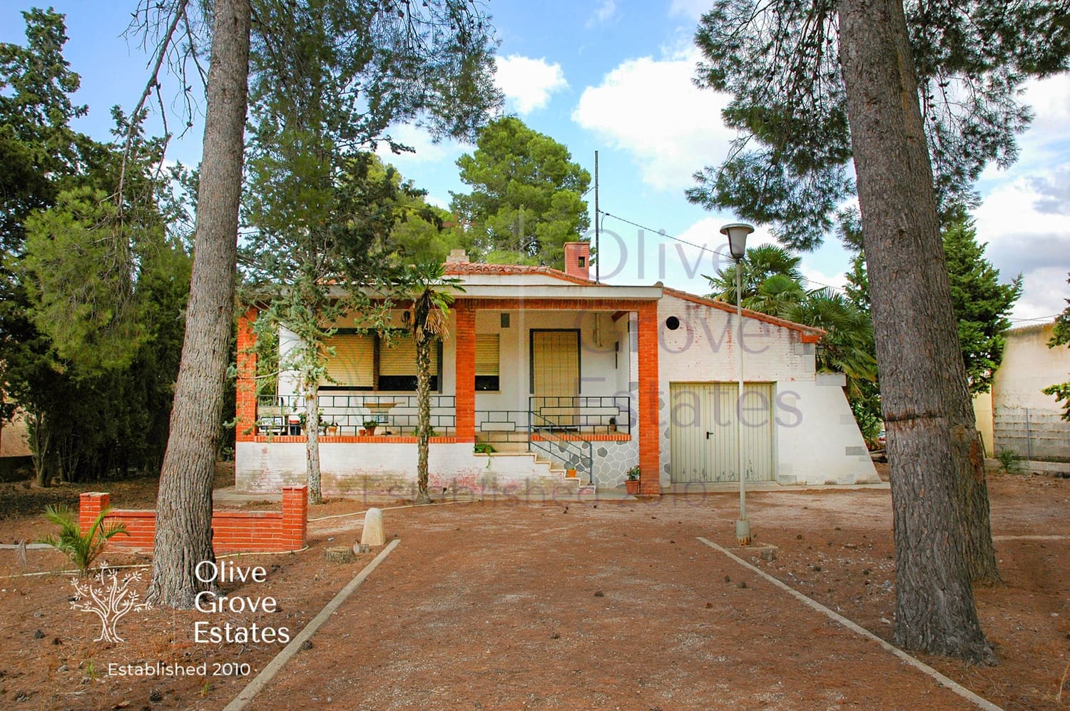 5 soveværelse Villa til salg i Caudete med swimmingpool garage - € 189.995 (Ref: 6769177)