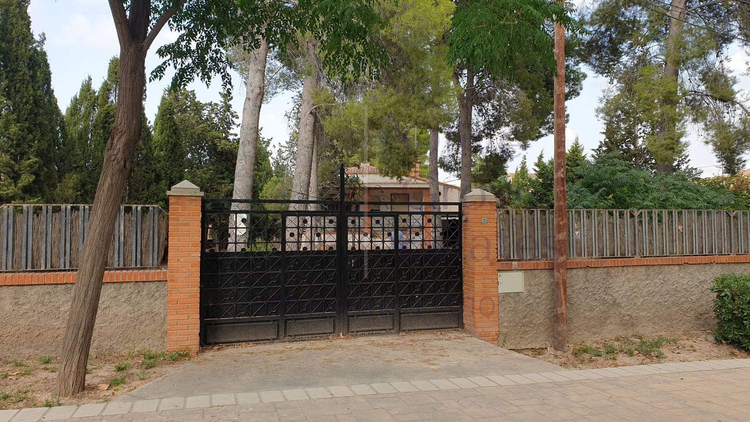 5 soveværelse Villa til salg i Caudete med swimmingpool garage - € 189.995 (Ref: 6769177)