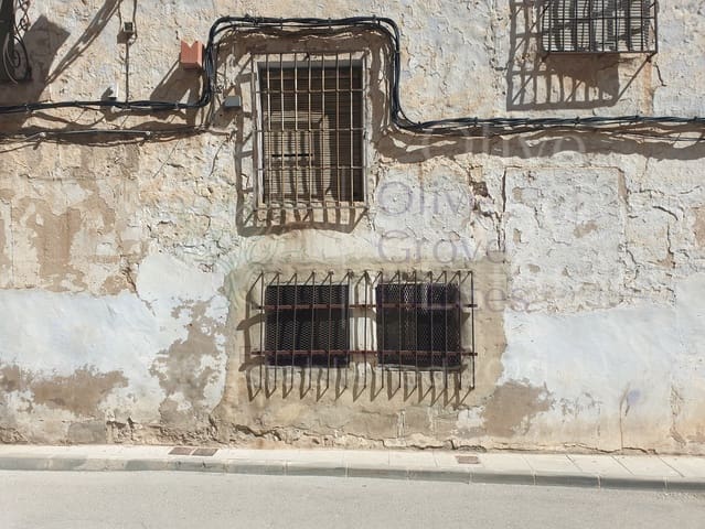 Maison de Ville à vendre à Caudete - 29 950 € (Ref: 6769187)