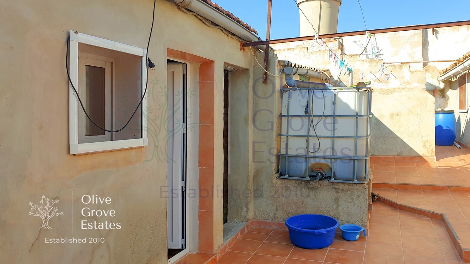 3 bedroom Townhouse for sale in Caudete with pool - € 199,995 (Ref: 6769191)