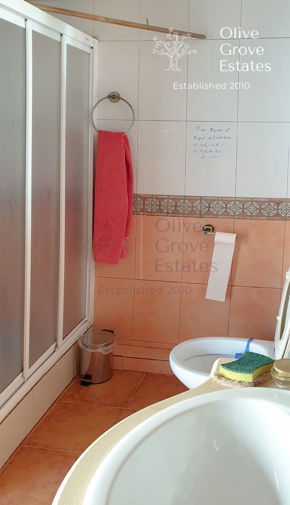 3 bedroom Townhouse for sale in Caudete with pool - € 199,995 (Ref: 6769191)