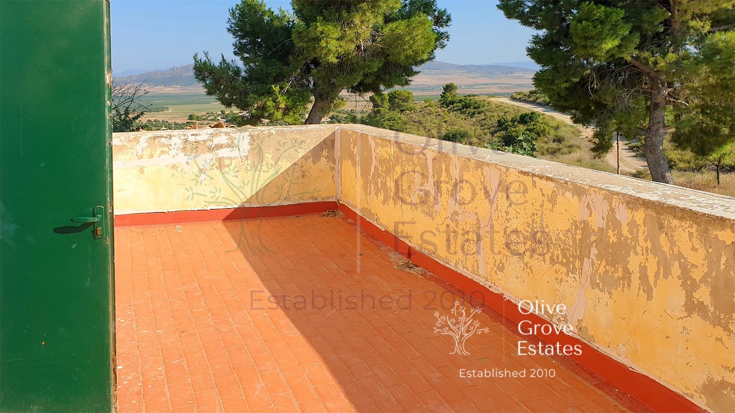 3 bedroom Townhouse for sale in Caudete with pool - € 199,995 (Ref: 6769191)