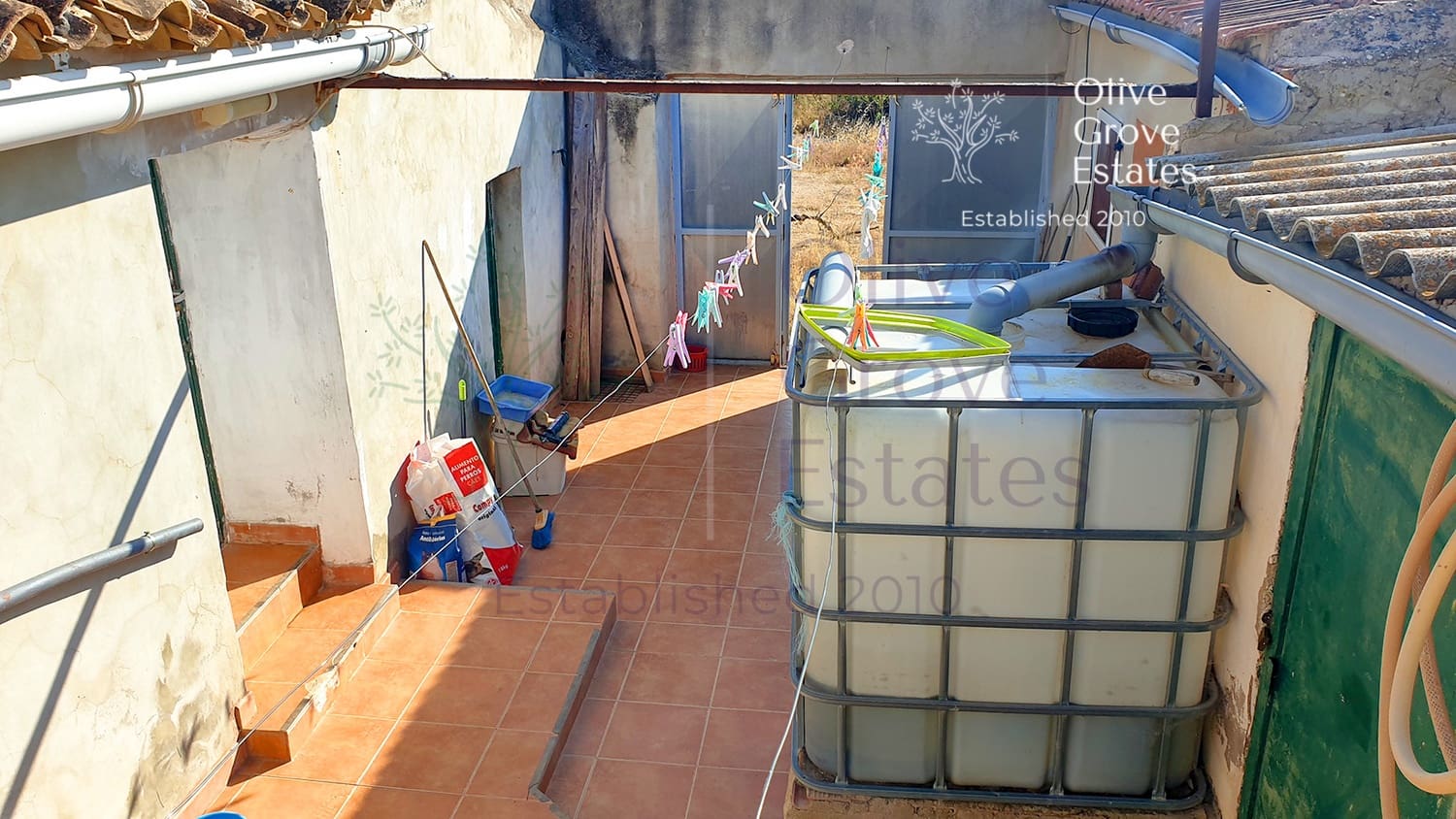 3 bedroom Townhouse for sale in Caudete with pool - € 199,995 (Ref: 6769191)