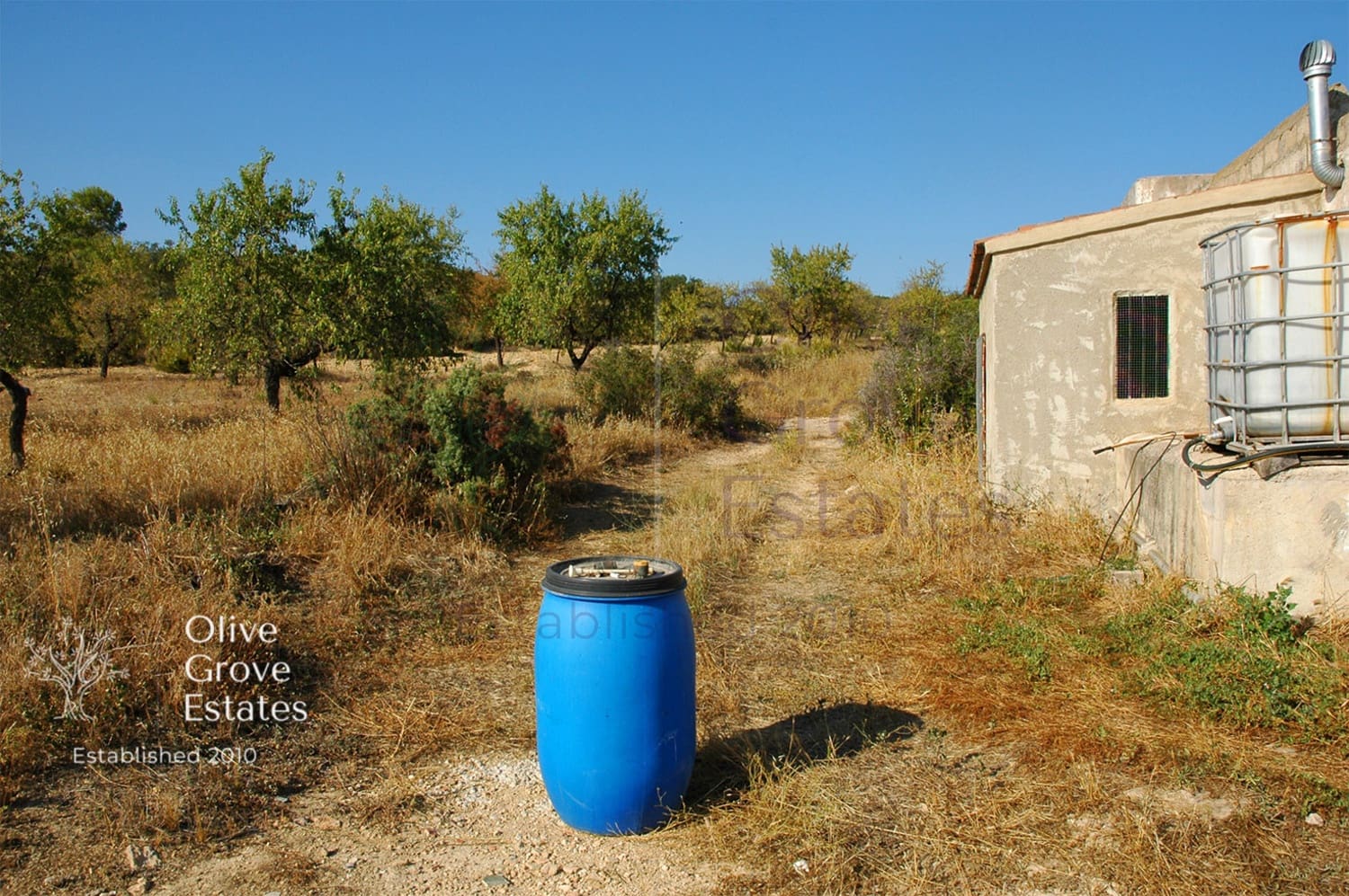 3 bedroom Townhouse for sale in Caudete with pool - € 199,995 (Ref: 6769191)