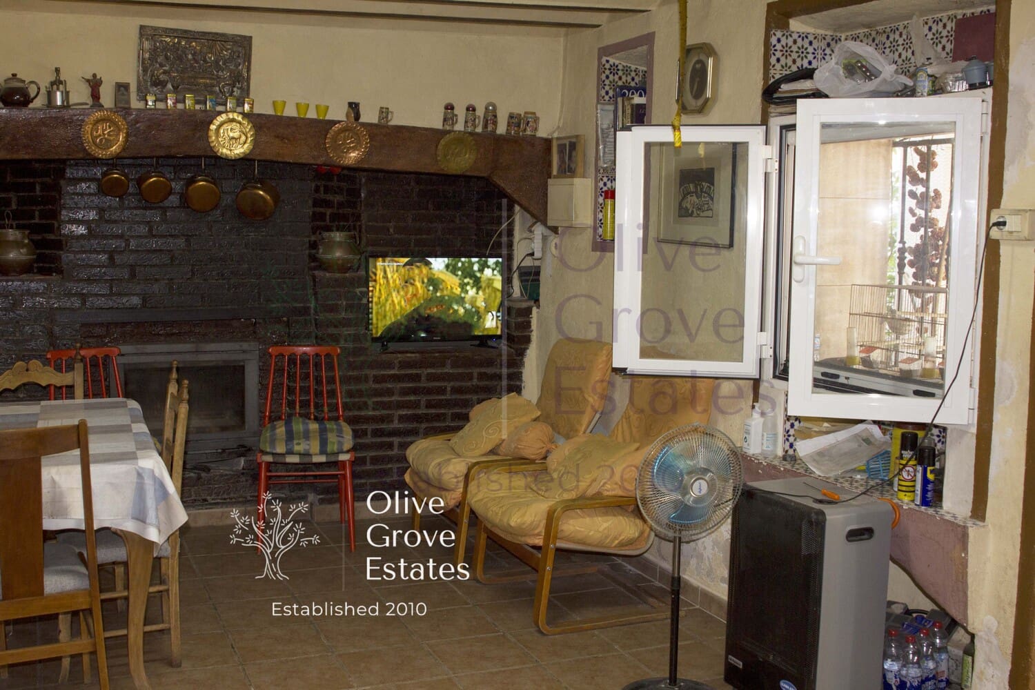 3 bedroom Townhouse for sale in Caudete with pool - € 199,995 (Ref: 6769191)